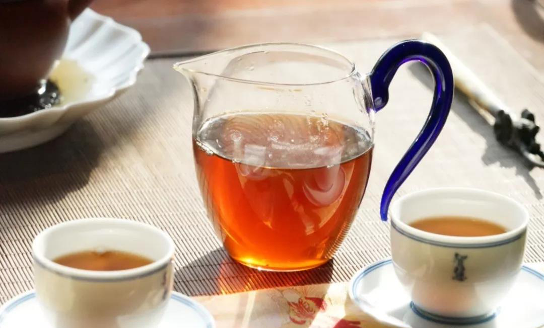 普洱新生茶如何判断陈化潜力？好茶都有这4个表现特征，建议收藏