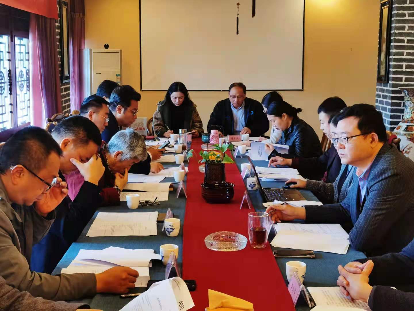 《藏茶煮泡及调饮方法》省级地方标准专家评审会在雅安圆满召开