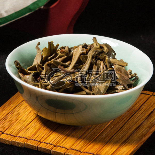六大茶山系列倚邦正山普洱茶生茶图片4