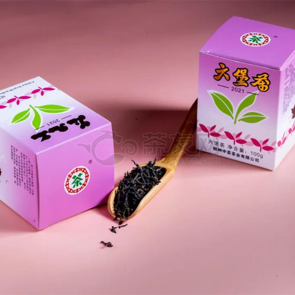 老八中茶紫盒六堡茶图片1
