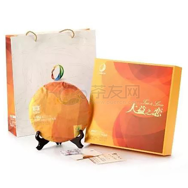 2011年大益 大益之恋 礼盒装 101批 熟茶 357克